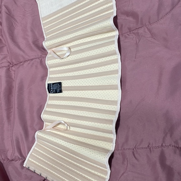 WOMENS WAIST TRAINER/CORSET/SHAPEWEAR - Picture 7 of 8